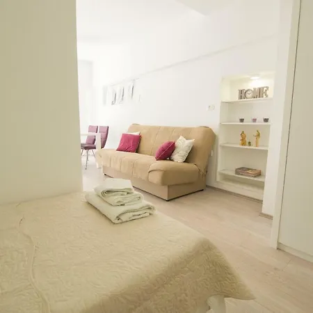 Neyra 2 Apartamento