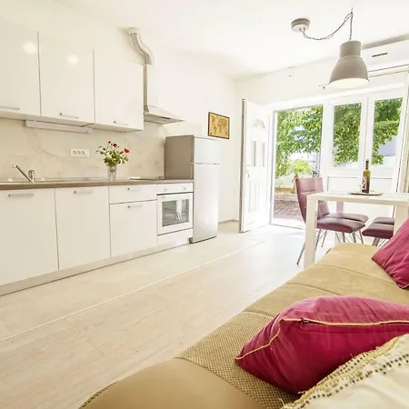 Neyra 2 Apartman Split